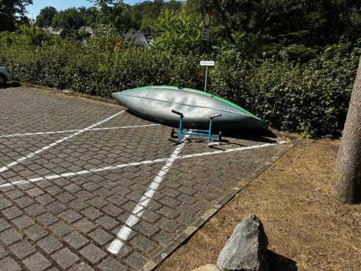 Runkel Bootsablage Bootsablage Runkel auf der markierten Fläche am Ablageschild